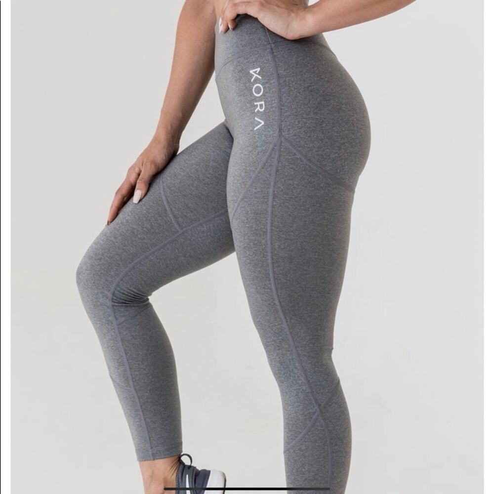 Kora Gray Ankle Length Athletic Leggings Size XS